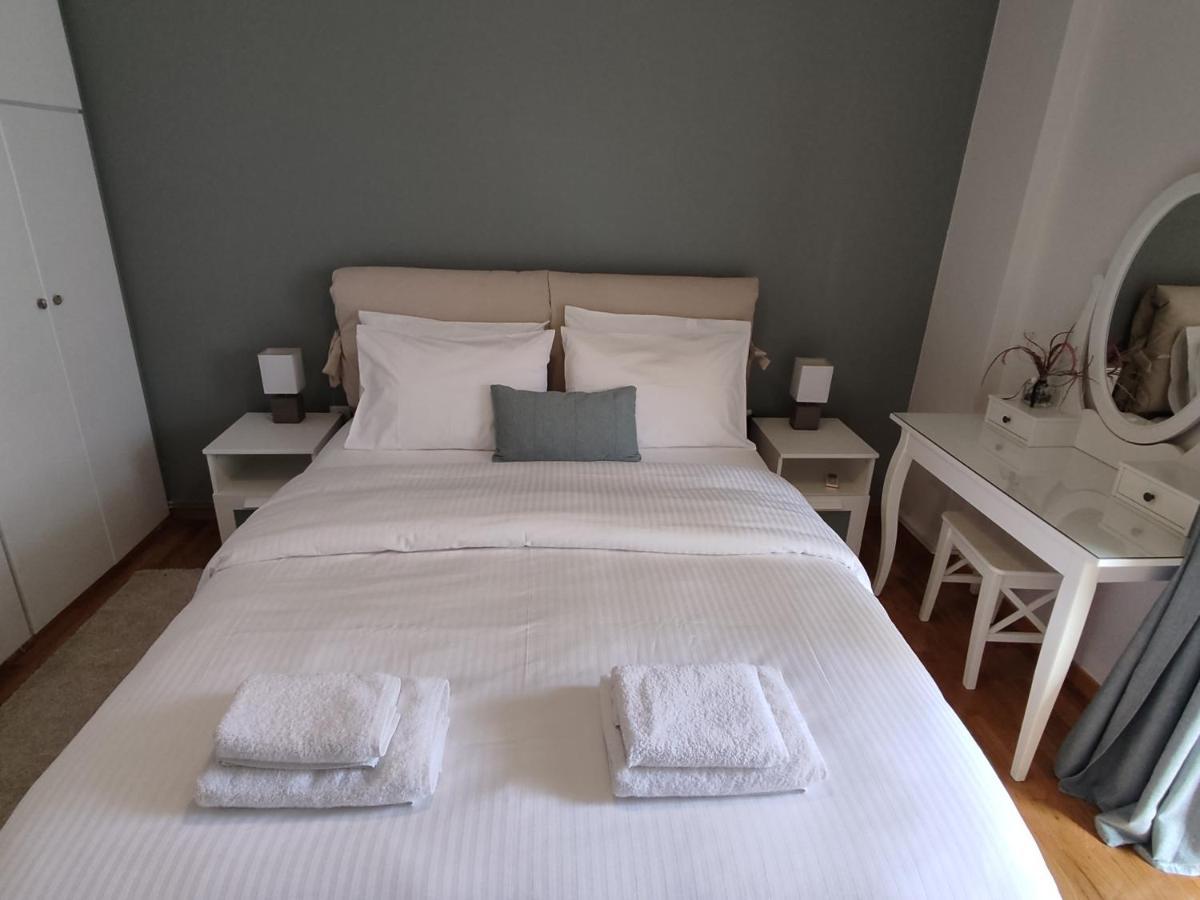 Central & Comfortable, 70M² Apt In Neos Kosmos Афіни Екстер'єр фото